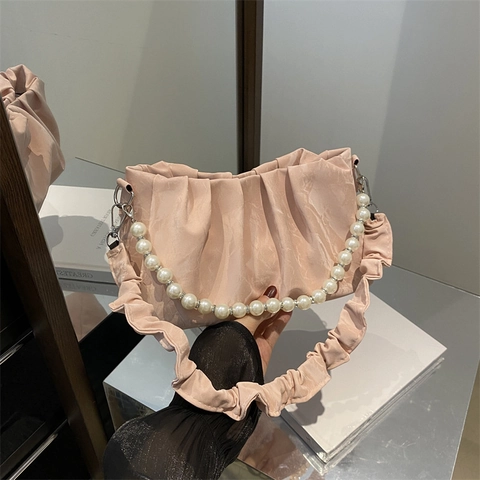 Bolso de Hombro Fruncido para Mujer Cadena de Perlas Artificiales Cuero PU Color Sólido Bolso de Axila Nube Elegante