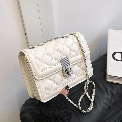 Fashion Women Quilted Chain Shoulder Bag PU Leather Small Square Crossbody Bag Elegant Messenger Bag For Daily Use
