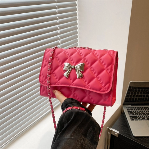 Women Quilted Rhombus Shoulder Bag Synthetic Leather Crossbody Square Bag With Metal Bow Clasp And Chain Strap Fashion Handbag