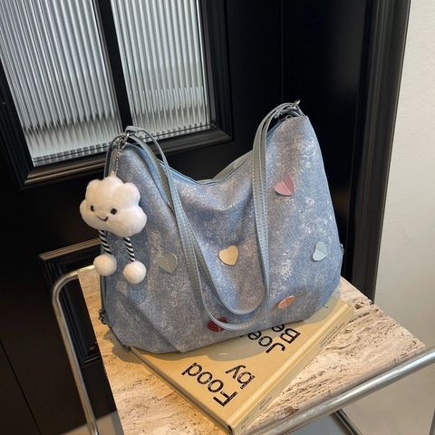 Women PU Leather Tote Bag Heart Patches Cloud Charm Large Capacity Shoulder Bag Korean Fashion Daily Commuting Handbag