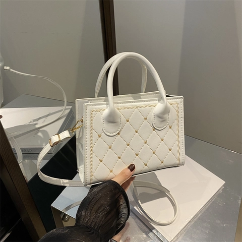 Women Quilted PU Leather Handbag With Heart Embroidery Vintage Top Handle Square Shoulder Crossbody Bag For Work Daily