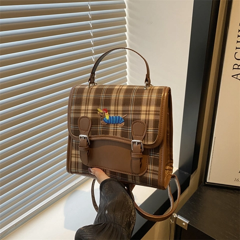 Petit Sac à Dos à Carreaux Style Britannique pour Femmes Broderie Teckel Rétro Sac à Main en Cuir PU Style Collège
