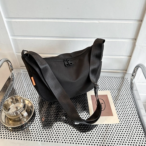 Grote Capaciteit Vrouwen Crossbody Tas Oxford Stof Halve Maan Knödel Schoudertas Minimalistische Casual Handtas