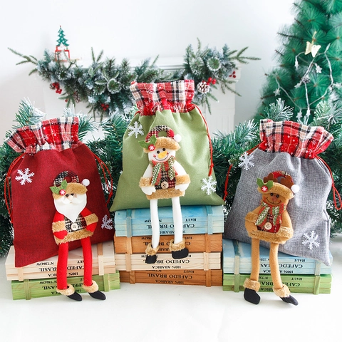 3D Pop met Lange Benen Kerst Cadeautassen Jute Trekkoord Zakje Kerstman Sneeuwpop Rendier Patroon Feest Snoepzakjes