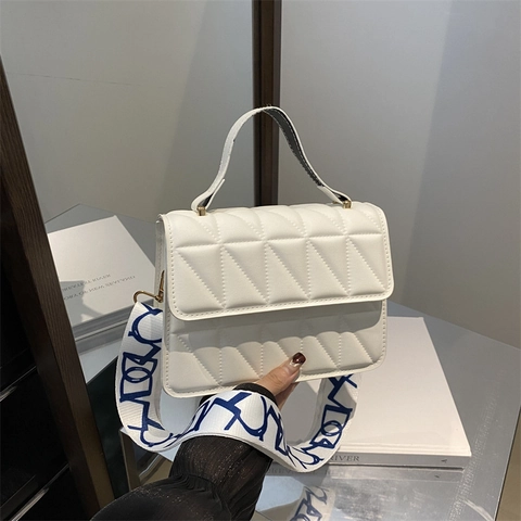 Geometric Quilted PU Leather Crossbody Bag Fashion Wide Strap Shoulder Bag Small Square Handbag Casual Commuting Handbag