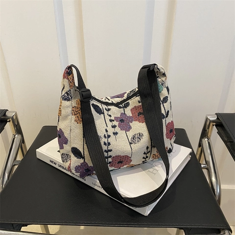 New Chinese Style Floral Jacquard Underarm Bag Women Ethnic Dumpling Shoulder Bag Vintage Canvas Crossbody Bag With Adjustable Strap