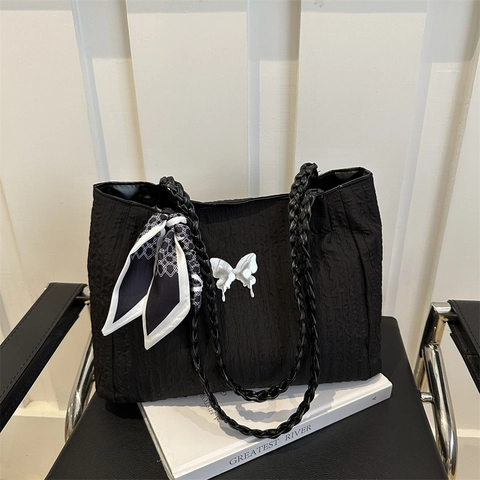 Borsa Tote Plissettata a Grande Capacità per Donna Borsa a Tracolla in Nylon Con Manico Intrecciato e Ciondolo Farfalla