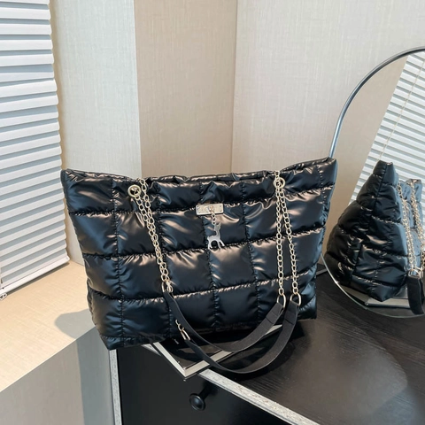 Grand Sac Fourre-tout Matelassé pour Femme en Nylon Rembourré Avec Bandoulière Chaîne Dorée Style Coréen Sac à Main Quotidien