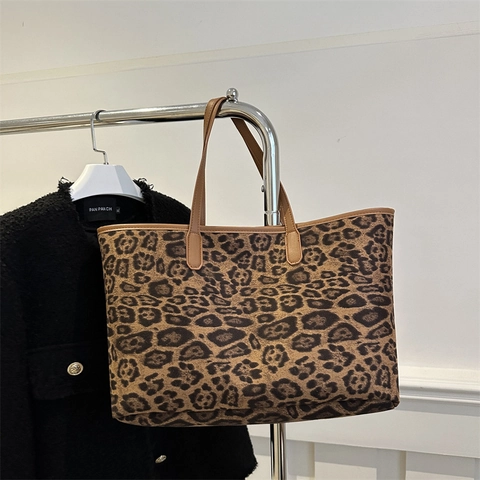Leopard Print Large Capacity Tote Bag For Women PU Leather Trim Single Shoulder Handbag Fashion Animal Pattern Bag