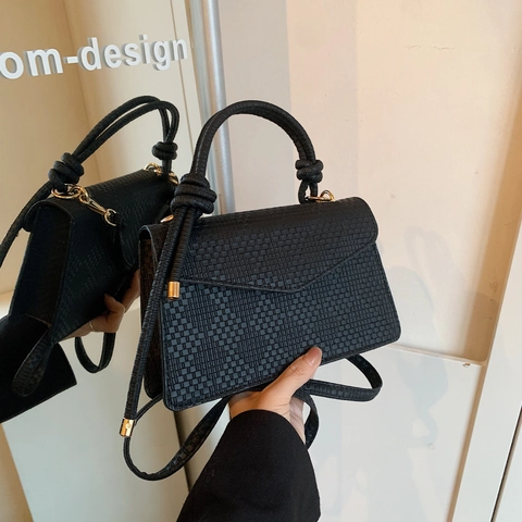 Mode Geweven Textuur PU Leer Handtas Vrouwen Gewatteerde Vierkante Crossbody Tas Met Geknoopte Handgreep Gouden Hardware Schoudertas
