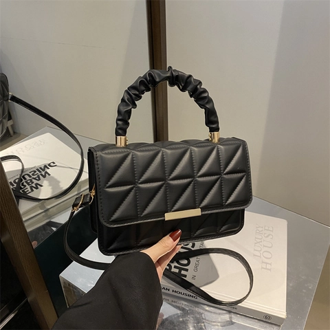 Borsa da Donna in Pelle PU Trapuntata Con Manico Arricciato Elegante Borsa a Tracolla a Triangolo per Ufficio Quotidiano Festa
