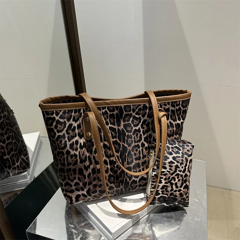 Leopard Print Tote Bag For Women PU Leather Large Capacity Shoulder Bag Fashion Commute Handbag With Small Pouch