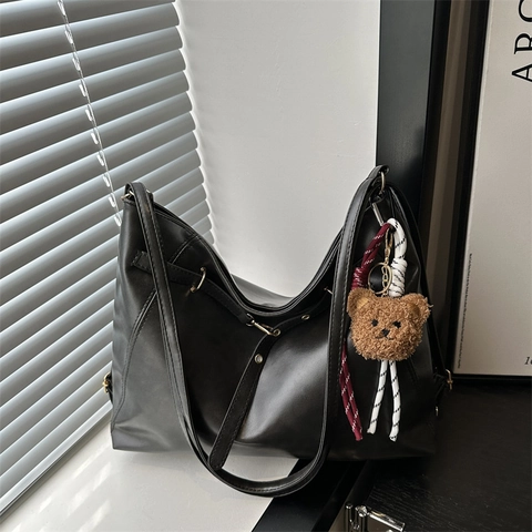 Bolsa Tote de Cuero PU de Gran Capacidad para Mujer Simplicidad Urbana Color Sólido Bolso de Hombro Con Colgante de Oso de Moda