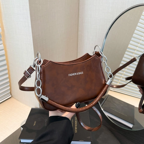 Borsa a Tracolla da Donna in Pelle PU Design Retrò a Mezzaluna Con Catena Argento Borsa Sottobraccio Minimalista per Pendolare