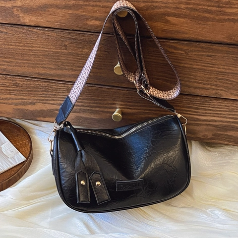 Vintage PU Leather Boston Bag For Women Retro Solid Color Pillow Shoulder Bag With Geometric Patterned Wide Strap Small Crossbody Handbag