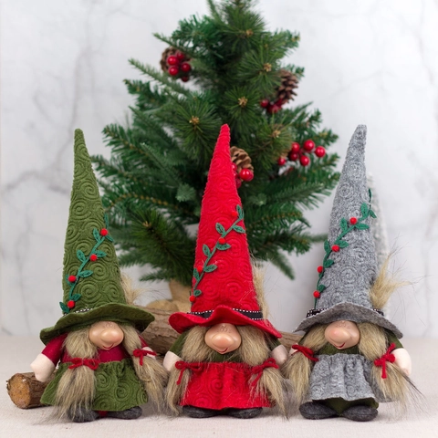 Gnome de Noël en Peluche Ornement Homme de Forêt Nordique Poupée Sans Visage Avec Broderie de Baies Pour Décor de Table de Fête