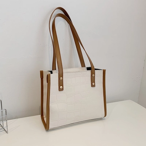 Vintage Crocodile Pattern PU Leather Tote Bag For Women Large Capacity Shoulder Bag With Gold Rivets Commuting Handbag