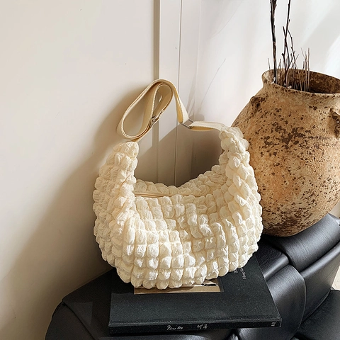 Damen Popcorn Struktur Blasen Stoff Schultertasche Verstellbarer Gurt Gefaltete Wolke Hobo Umhängetasche Lässige Tägliche Tote