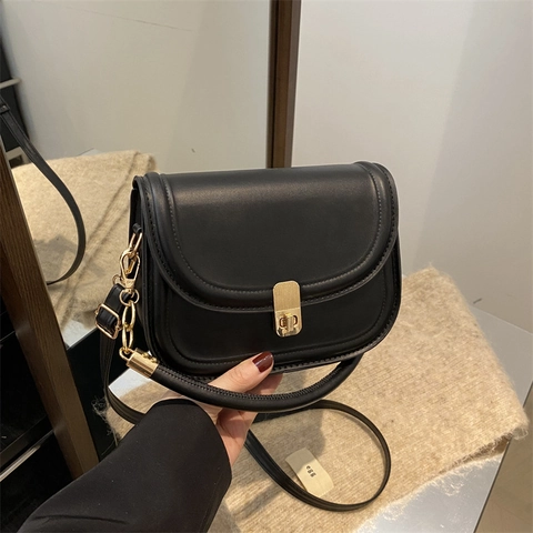 Minimalistische Damen PU Leder Satteltasche Einfarbig Schulter Umhängetasche Mit Metallverschluss Mode Pendeln Handtasche Täglich
