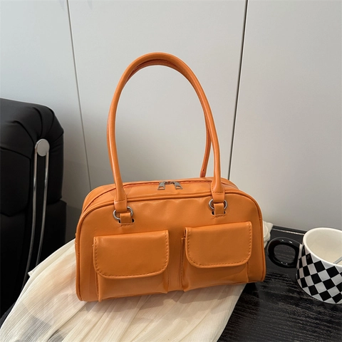 Bolso de Axila de Cuero PU para Mujer con Bolsillos Delanteros Color Sólido Bolso de Hombro para Viaje Diario de Moda