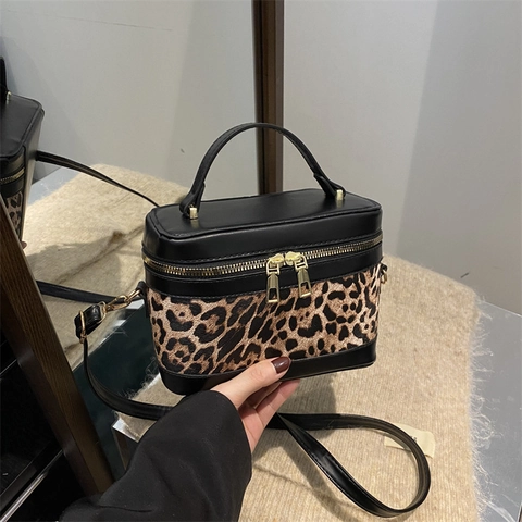 Borsa a Secchiello da Donna Vintage con Stampa Leopardata in Pelle PU Cuciture a Contrasto Borsa a Tracolla con Doppia Cerniera