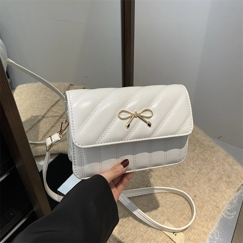 Fashion Women Bow Quilted PU Leather Shoulder Bag Rhomboid Texture Flap Crossbody Bag With Adjustable Strap Square Purse