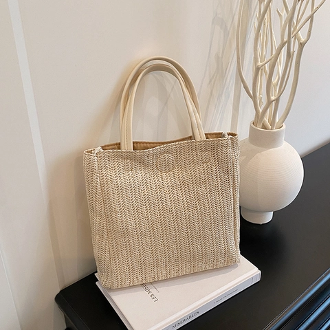 Handmade Straw Woven Tote Bag For Women Summer Contrast Color Large Capacity Handbag With Leather Handles Vacation Shoulder Bag
