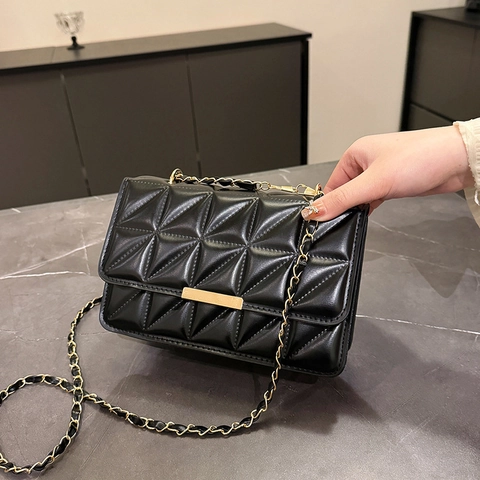 Women Fashion Geometric Quilted Shoulder Bag PU Leather Gold Chain Crossbody Bag Elegant Square Flap Handbag Daily Commute Party Purse