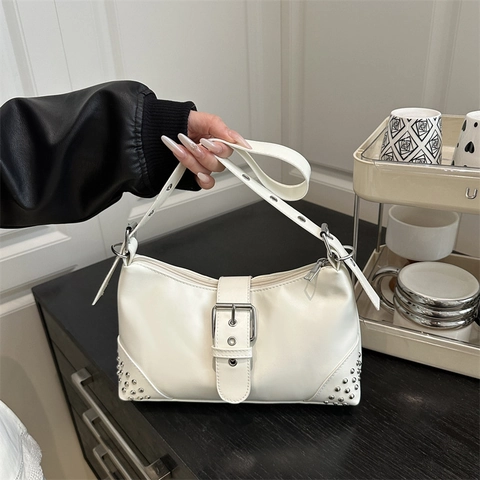 Borsa a Spalla da Donna Vintage in Pelle PU Con Rivetti Grande Fibbia Mezzaluna Borsa Sottobraccio Casual Moda Minimalista
