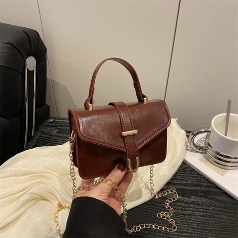 Women Retro PU Leather Small Square Bag With Metal Chain Strap Minimalist Solid Color Shoulder Crossbody Handbag For Lady