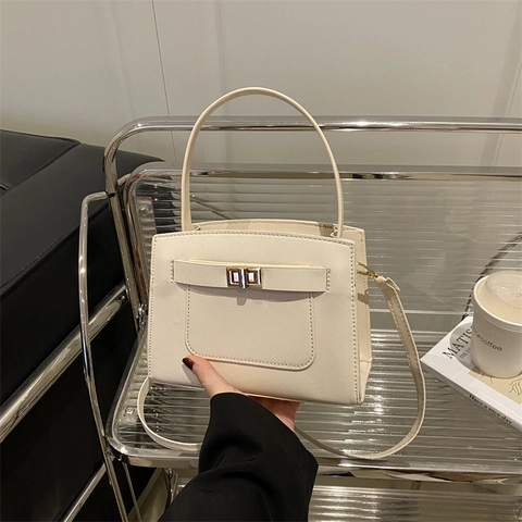 Women Saffiano PU Leather Small Square Handbag Metal Lock Adjustable Shoulder Strap Crossbody Bag Daily Simple Office Purse