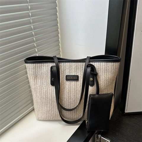 Sac Cabas de Grande Capacité en Paille Tissée pour Femmes Avec Pochette Amovible Garniture en Cuir PU Rivets Décor Sac à Bandoulière