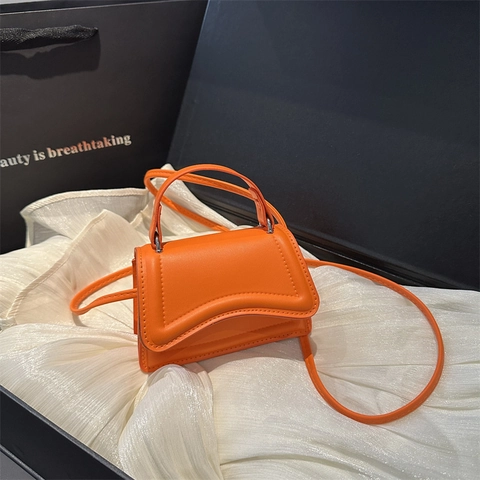 Fashion Women Mini Shoulder Crossbody Bag Wave Edge Flap PU Leather Handheld Small Square Bag For Daily Outing