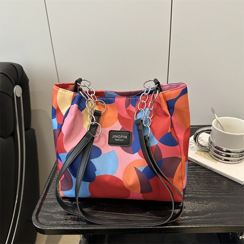 Borsa Tote da Donna alla Moda con Stampa Astratta Geometrica in Nylon con Tracolla a Catena Grande Capacità