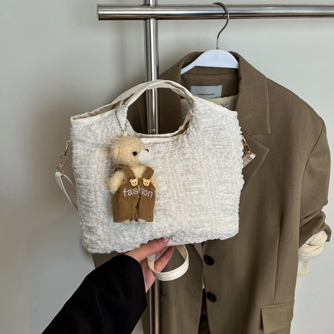 Koreanischer Stil Geraffte Popcorn Stoff Schultertasche Für Damen Süße Plissee Handtasche Mit Bären Anhänger Umhängetasche