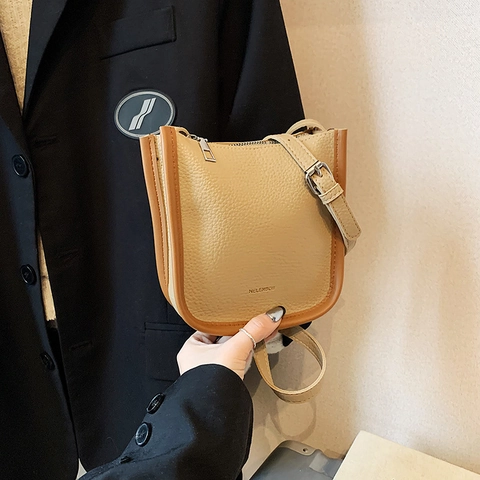 Bolso de Cubo Minimalista Estilo Coreano de Cuero PU para Mujer Bolso Bandolera Pequeño Patrón de Lichi Color en Contraste