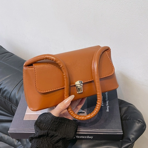 Minimalist PU Leather Underarm Bag For Women Vintage Shoulder Bag With Metal Buckle Solid Color Baguette Handbag Gift