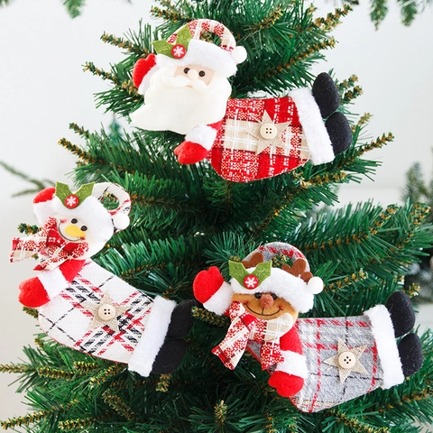 Pendentifs à Suspendre pour Arbre de Noël en Tissu Dessin Animé Père Noël Bonhomme de Neige Renne Ornements Avec Boutons en Bois Décoration Fête