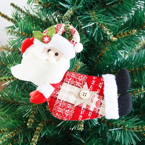 Pendentifs à Suspendre pour Arbre de Noël en Tissu Dessin Animé Père Noël Bonhomme de Neige Renne Ornements Avec Boutons en Bois Décoration Fête