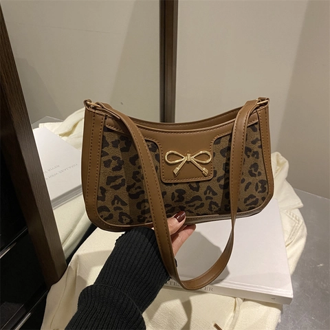 Leopard Print Underarm Bag For Women Vintage Bowknot Metal Decoration PU Leather Splicing Handbag Fashion Elegant Baguette Shoulder Bag