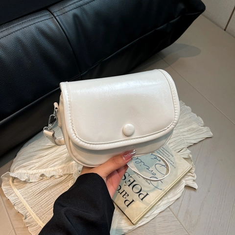 Bolso Cuadrado Pequeño para Mujer Cuero PU Estampado Lichi Simple Color Sólido Solapa Bandolera Tendencia Callejera