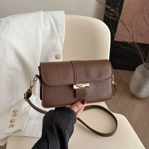 Vintage Alligator Pattern PU Leather Underarm Bag Women Small Square Bag With Golden Bamboo Clasp Fashion Shoulder Crossbody Bag