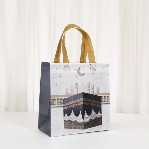 Non-woven Fabric Eid Mubarak Gift Bags Laminated Kaaba Mosque Pattern With Gold Handles Ramadan Party Favor Bags Shopping Bags
