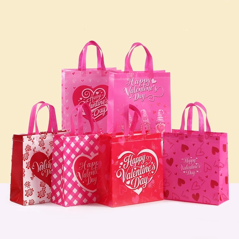 Valentine's Day Non-Woven Gift Bag Heart Rose Gnome Print Pink Red White Reusable Shopping Tote Bag Romantic Party Favors