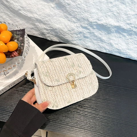 Women Straw Woven Crossbody Bag With Floral Embroidery Gold Metal Lock PU Leather Strap Small Square Shoulder Bag Summer