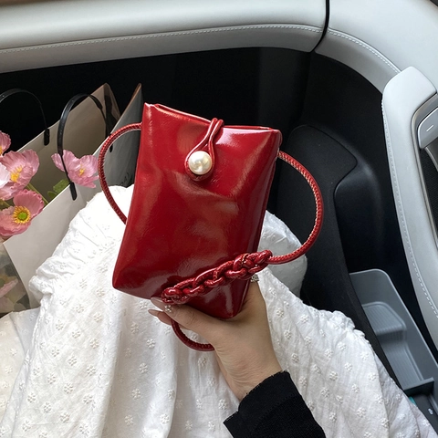 Minimalist PU Leather Mini Shoulder Bag With Large Artificial Pearl Decoration Elegant Vertical Square Phone Bag For Women Solid Color