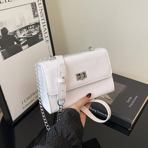 Sac à Épaule Élégant pour Femmes Motif Crocodile Cuir PU Petit Sac Carré Bandoulière avec Chaîne Argentée et Fermoir