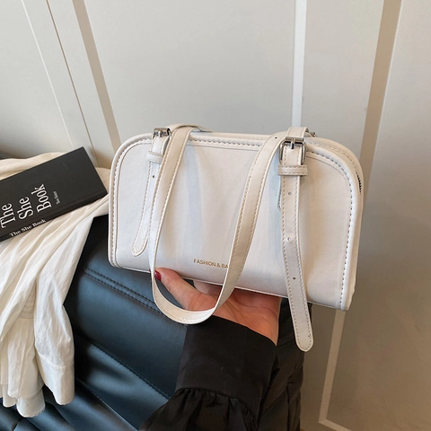 Minimalist PU Leather Shoulder Bag For Women Fashion Letter Print Underarm Bag Retro Small Square Bag Daily Commuting Handbag