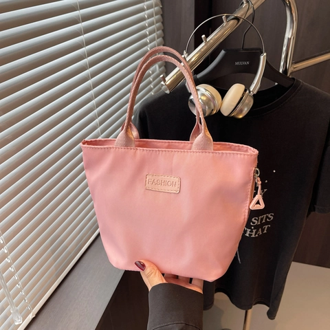Minimalistische Nylon Handtasche Damen Casual Kleine Quadratische Tragetasche Mit Fashion Label Für Den Alltag