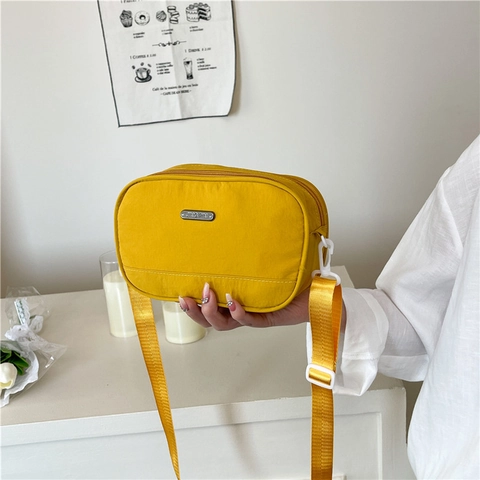 Women's Nylon Crossbody Bag Lightweight Multi Layer Zipper Shoulder Bag Daily Casual Travel Small Messenger Bag